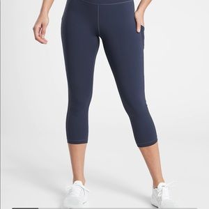 Athleta Ultimate Stash Pocket Capri